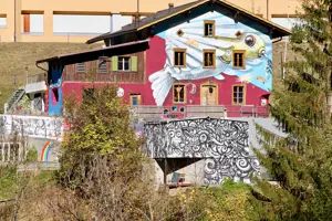 Hostel autra caussa