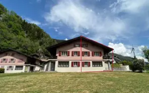 Wunderschöne 4.5-Zimmer-Doppelhaushälfte in der idyllischen Gemeinde Breil/Brigels ganzjährig zu vermieten